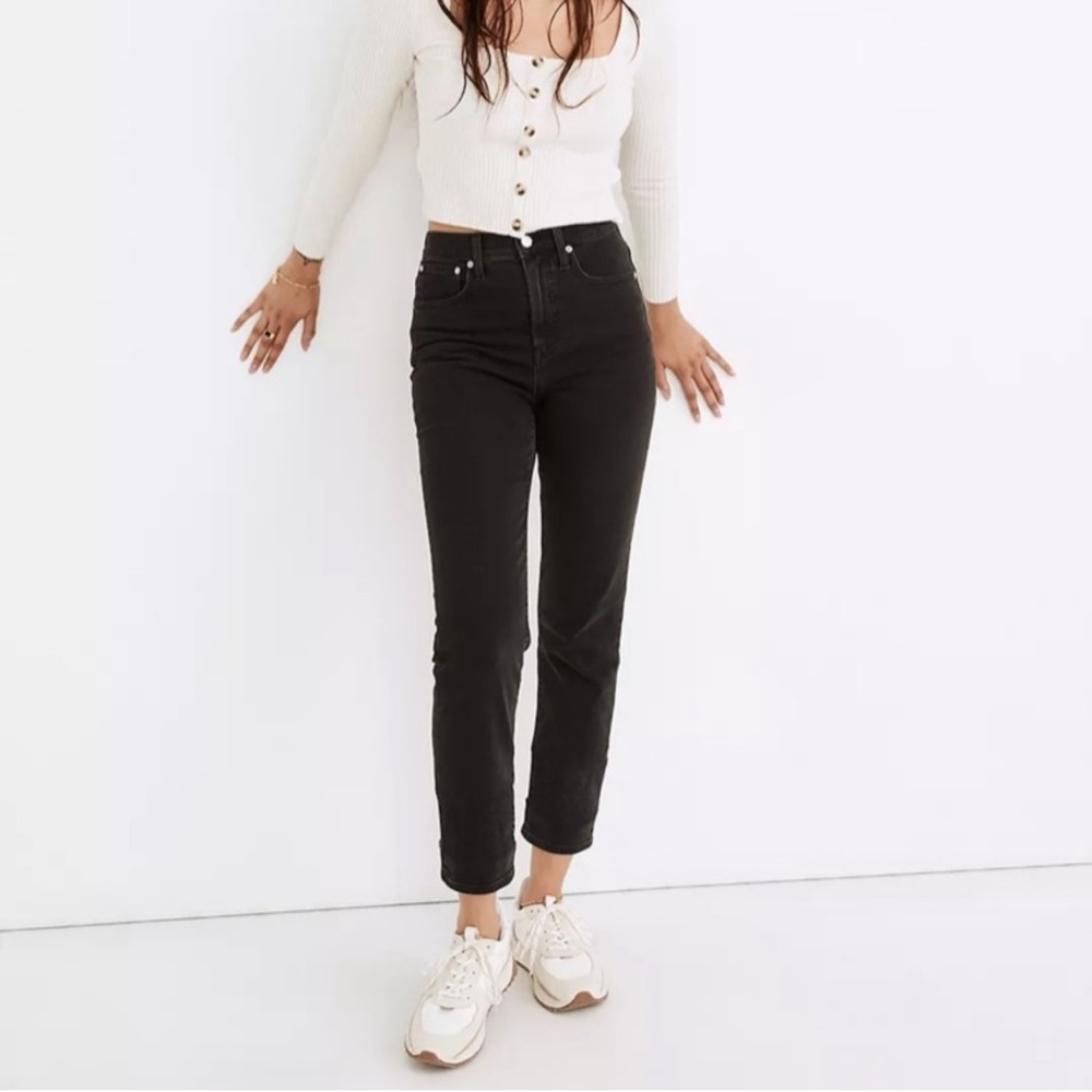 Madewell Classic Straight Jeans in Lunar Wash